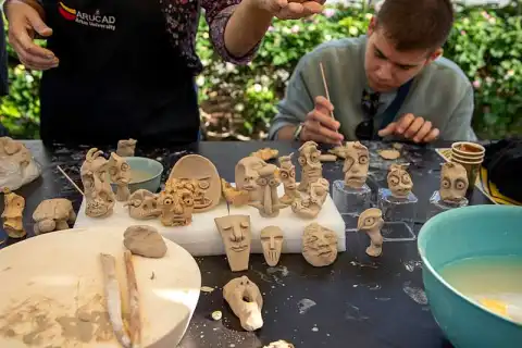 Bachelor Ceramics degree