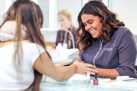 Diploma Cosmetic Techniques Management degree