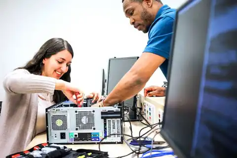 Advanced Diploma Computer Systems Technology degree