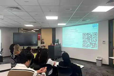 bachelor human resources management dubai