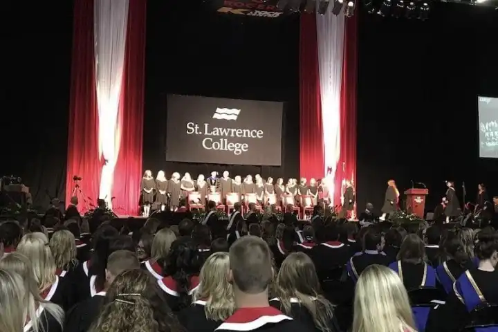 St Lawrence College degree