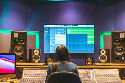 Bachelor Music Sound Production review