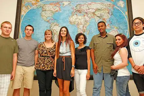Master International Relations apply for international students