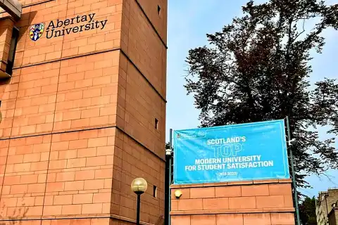 bachelor computer science cybersecurity review