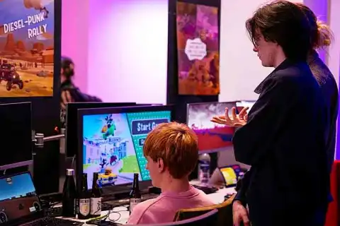 master computer games technology degree