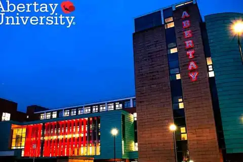 master governance sustainability dundee
