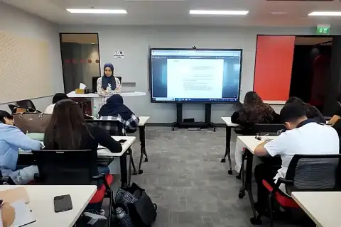 master international logistics port management em normandie dubai business school