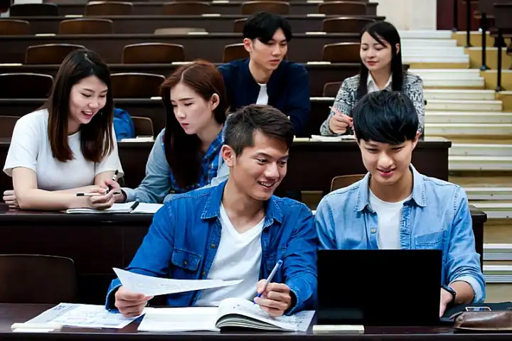 paris american international university pai deadline
