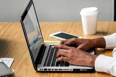 Bachelor business administration computer information systems business analytics concentration apply for international students