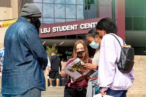 bachelor digital media innovation apply for international students