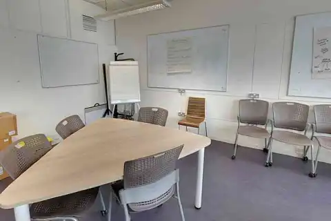 бакалавриат товарный менеджмент в сфере моды лондонский университет искусств