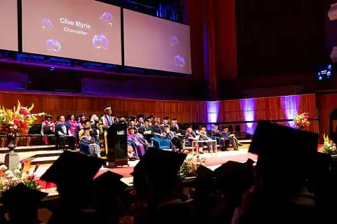 bachelor fashion design technology womenswear university of the arts london