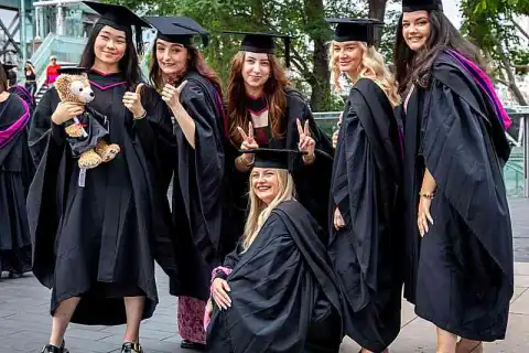 bachelor psychology fashion tuition fees