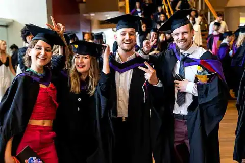 bachelor graphic design tuition fees