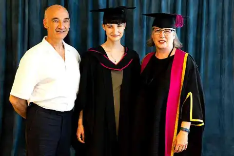 master fashion artefact admission