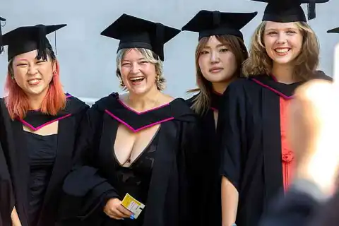 бакалавриат костюм для театра кино лондонский университет искусств