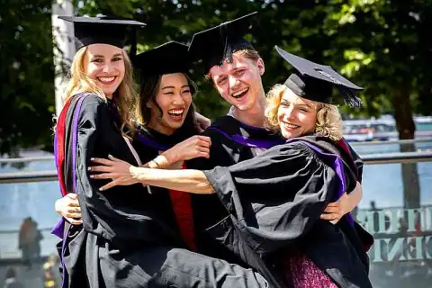 bachelor graphic media design university of the arts london