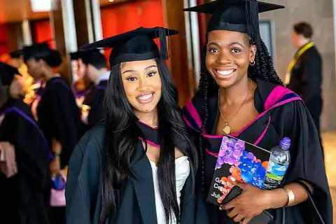 bachelor fashion communication histories theories tuition fees