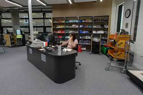 master designer maker tuition fees