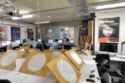 бакалавриат дизайн одежды коммуникация великобритания