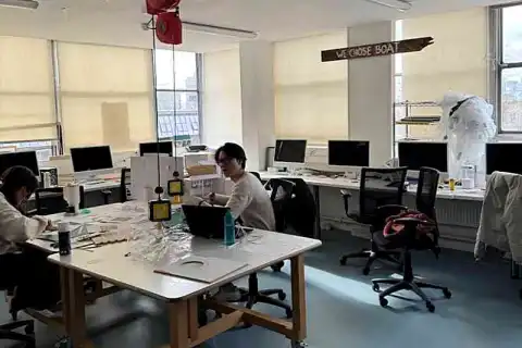 master graphic media design degree