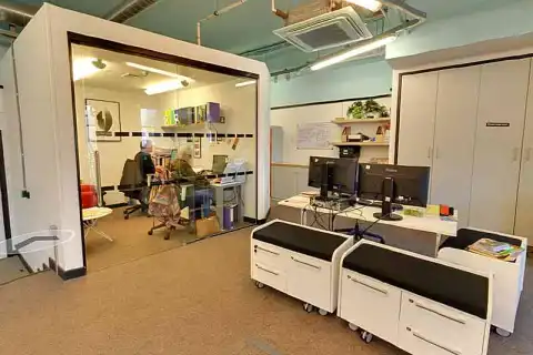 bachelor graphic branding identity degree