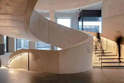 bachelor fashion photography degree