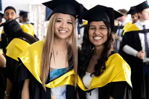 bachelor commerce business analytics tuition fees