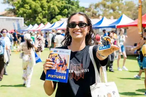 bachelor history art perth